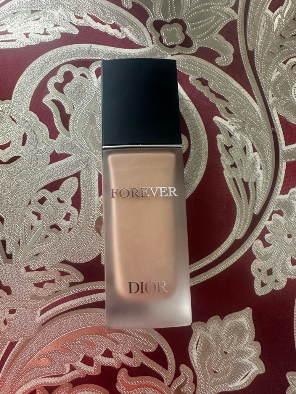 Dior Forever Liquid Foundation - Warm Beige with Black Cap